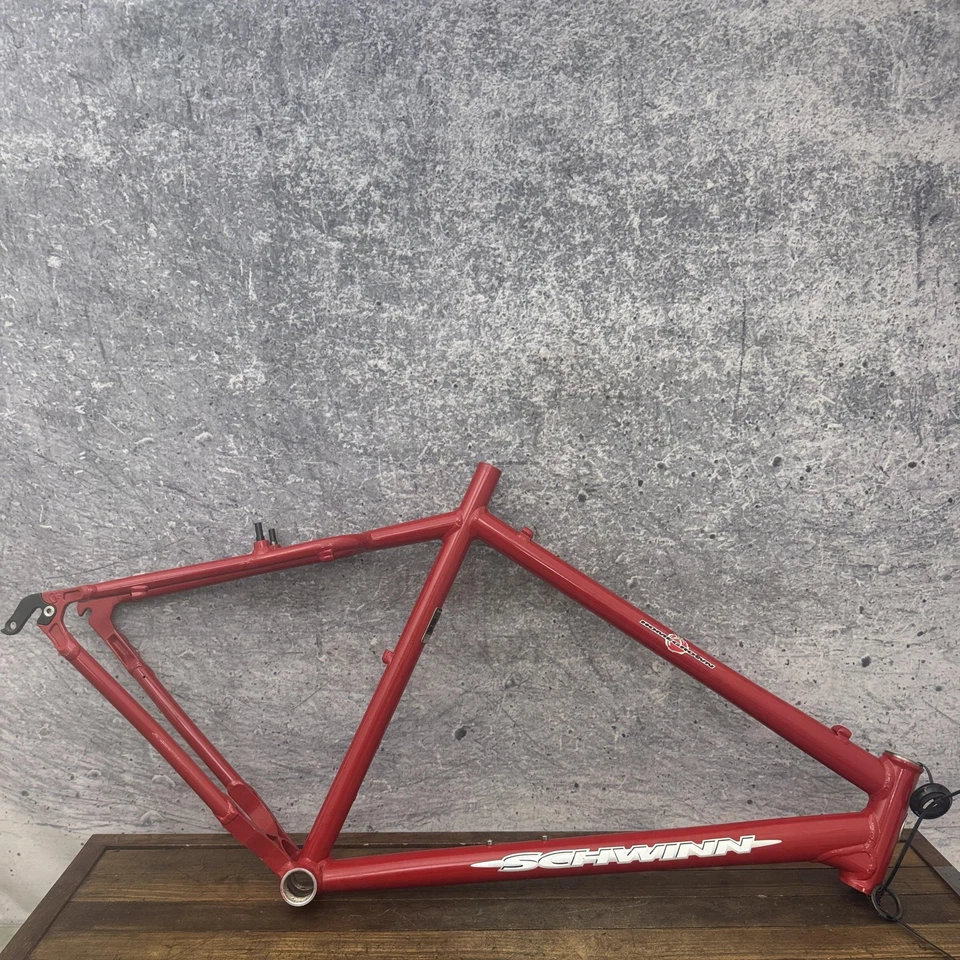 Bicicleta de colección Schwinn Homegrown Frame 21 pulgadas de aluminio rojo EE. UU. 26 pulgadas 135 mm 90 MTB Foto 1 de 4