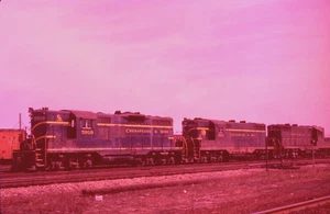 DUPLICATE EKTACHROME SLIDE CHESAPEAKE & OHIO GP-9 #5919 , GP-7 #5787 - Bild 1 von 1