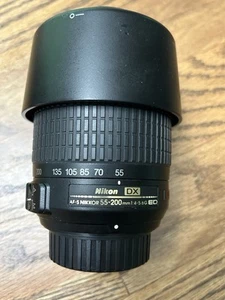 Nikon AF-S DX 55-200mm f/4-5.6 G ED Auto Focus-S DX Nikkor Zoom Lens for... - Picture 1 of 3