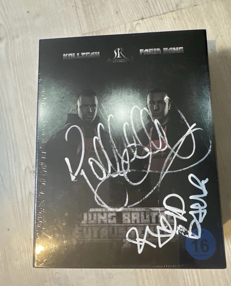 KOLLEGAH FARID BANG JBG 2 BOX OVP PERMANENT AUTOGRAMME JUNG BRUTAL GUTAUSSEHEND - Bild 1 von 1