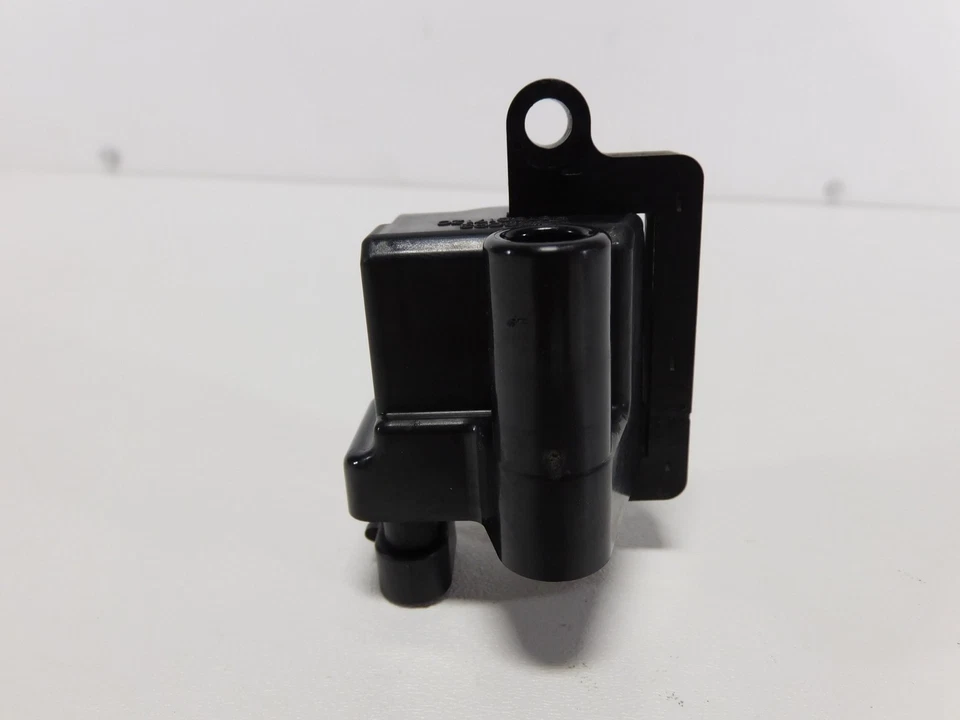 Bobina de encendido 99-07 GMC Sierra 1500 OEM LKQ Foto 1 de 4
