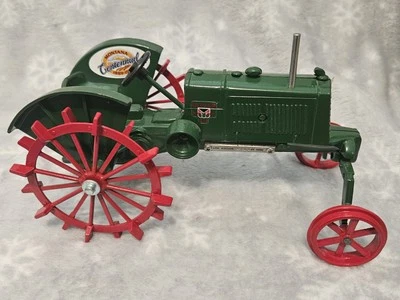 Oliver Row Crop 70 Limited Edition 1721 Of 5000 Montana Centennial Green Tractor - Image 1 of 4