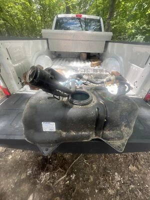 Fuel Gas Tank Assembly Fits 2012-2019 TOYOTA PRIUS C 1.5L - Image 1 of 4