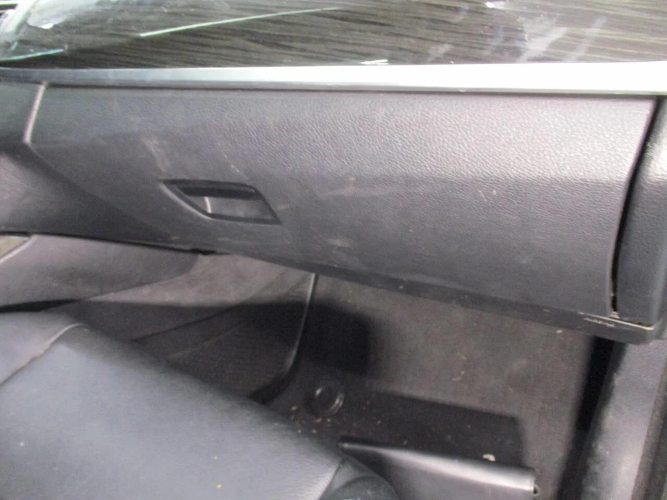 Used Glove Box fits: 2013 Bmw 528I  Grade A - Imagem 1 de 4