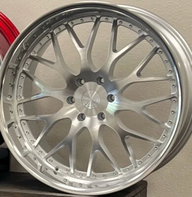 4- Esko Wheels Esko 4.0, 24x9/24x11Silver Face Polished Lip 6x139.7 - Image 1 of 4