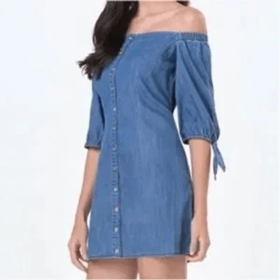 露肩纽扣牛仔裙 — 第 1/4 张图片