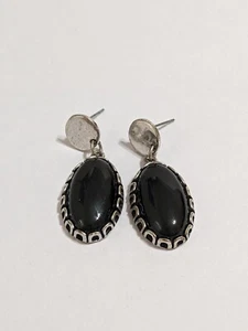 AMOUR Brand Cabochon Black Glass & Silver Tone Scalloped Edge Earrings. 1 1/2 In - Picture 1 of 12