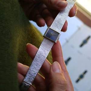 Patek Philippe Ref. 3322 Women’s 18k White Gold Blue Dial Bracelet 21 mm Manual - Picture 1 of 13