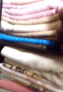 Inexpensive, Gently Used Bath Towels, Hand Towels, Wash Cloths - Picture 1 of 85