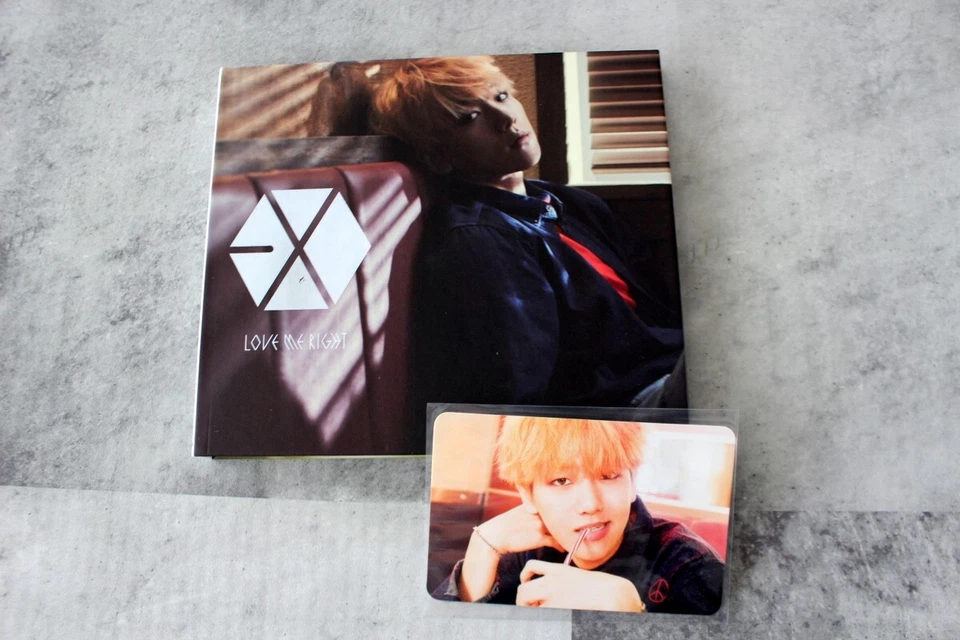 EXO LOVE ME RIGHT ROMANTIC UNIVERSE Limited edition Japan CD+Photocard Baekhyun - Image 1 of 1
