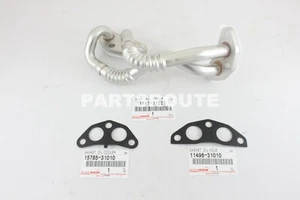 Toyota Sienna Highlander Lexus RX350 RX450h OEM Lower Oil Cooler Pipe w/ Gaskets - Picture 1 of 2
