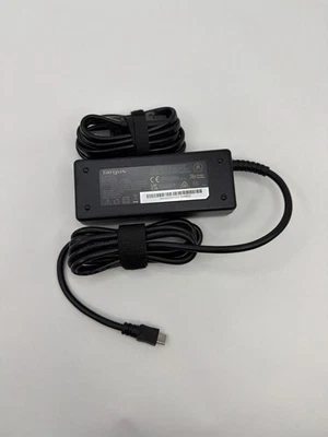 Targus Universal Charger 100W USB C A.C Adaptor for Macbook Chromebook Surface - Image 1 of 3
