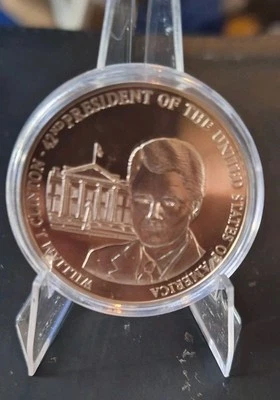 Bill Clinton 42nd President 1993-2001 Coin. AMERICAN MINT #03389 Of 20,000. Coa - Image 1 of 4
