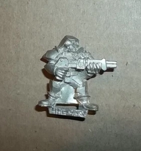 Warzone Bauhaus Venusian Ranger Target Games 1996 Fuera de existencia - Imagen 1 de 2