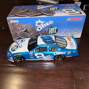 Dale Earnhardt Jr 2004 OREO RITZ #8 Action  1:24 - Picture 1 of 2