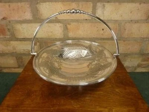 Antiguo Padley Parker 11 1/2" Repousse Tazón con mango plateado - Imagen 1 de 1