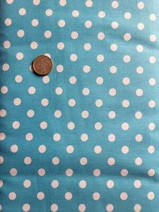 Stoff, Türkis mit weißen Punkten aus 100 % Baumwolle, Meterware - Bild 1 von 3