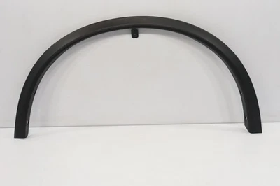 Guardabarros delantero izquierdo Nissan Rogue 2014-2020 moldura acampanada OEM 638619TA1A Foto 1 de 4