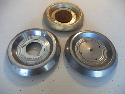 Tapacubos centrales originales Cadillac Wire años 50 (1953-1956) (3) - usados Foto 1 de 4