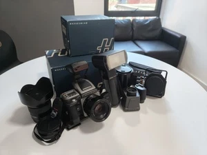 Hasselblad h4d-40 three-lens set, excluding the flash in the picture - Picture 1 of 5