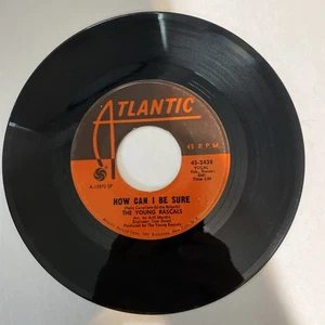 The Young Rascals (45) - How Can I Be Sure / I'm So Happy Now - Atlantic 2438 - Bild 1 von 4