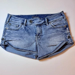 Silver Jeans Tina Shorts Women’s Size 31 Low Rise Medium Wash Denim - Picture 1 of 9