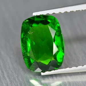 1.30Ct Resplendent Clean Gemstone 100% Natural Chrome Diopside ,Russia - Picture 1 of 1