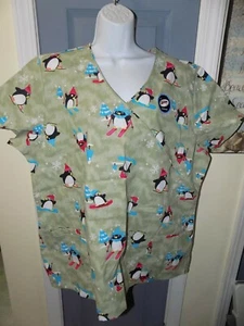 Simply Basic Penguin Skiing Scrub Top Size XL Women's NEW  - Picture 1 of 3