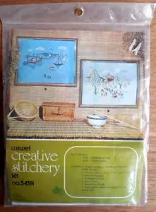 NUOVO! Kit ricamo cucitura creativa Vogart Crewel vintage "scena del porto" 11x14 - Foto 1 di 3