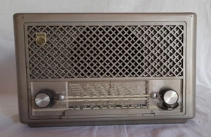 Radio a valvole PHILIPS modello BX200A del 1951, Funzionante - Foto 1 di 12
