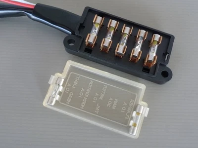 Kawasaki Z1000R Z1000J Genuine Fuse Box 26004-1011 New Unused - Image 1 of 2