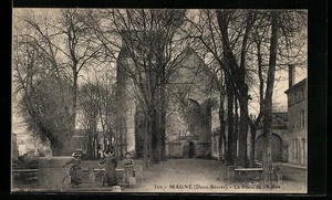 CPA Magné, La Place de l´Eglise - Picture 1 of 2