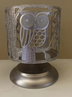 Pedestal Bath & Body Works 14,5 OZ Candelabro Brillo Búho Nuevo Otoño Foto 1 de 4