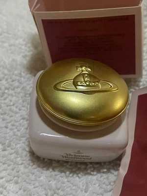 Boudoir  Satin Dusting Powder  Vivienne Westwood RARE  France  New in Box - Image 1 of 4