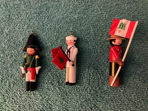 Punze "Wäscheklammer Soldat" Weihnachtsschmuck (3) - Bild 1 von 3