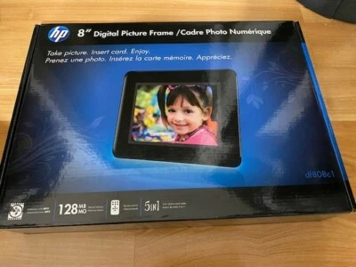 HP 8" Digital Picture Frame Model df808 - FREE SHIPPING - Image 1 of 2