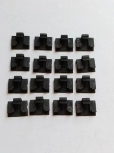 TRIUMPH HERALD/VITESSE INNER DROPGLASS SEAL CLIP SET (GHF1582KH) - Picture 1 of 1