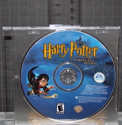 HARRY POTTER AND THE SORCER'S STONE PC Game Win 95/98/XP PC CD EA Games V. 2005 - Image 1 of 2