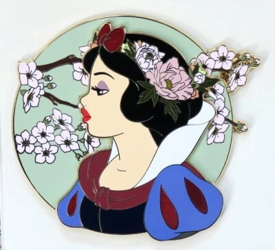 DISNEY SNOW WHITE SEASONS LE 65 FANTASY JUMBO PIN POP YOYO THE PINSTAR PROFILE - Image 1 of 2