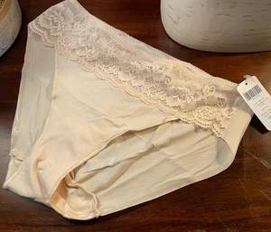 New $20 SOMA medium hipster panties Microfiber Lace Beige/Sand - Picture 1 of 3