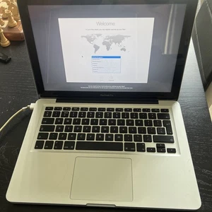 Apple MacBook Pro Mid-2010 13" 2.40GHz Core 2 Duo 8GB RAM 250GB SSD + 500GB Sata - Picture 1 of 15
