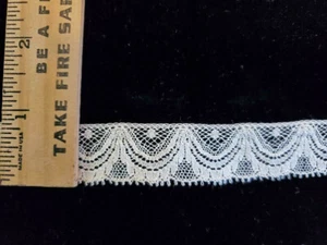 Vintage/Antique Ecru Lace 9 Yards & 22" - Picture 1 of 2