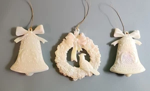 Vintage Hard Plastic Nylon Mother Of Pearl Iridescent Ornaments Wreath and Bells - Picture 1 of 8