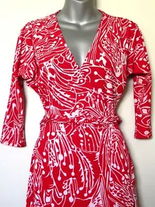 VESTIDO ENVOLVENTE JERSEY GUESS BY MARCIANO GEOMÉTRICO ROJO Y BLANCO TALLA XS. - Imagen 1 de 10