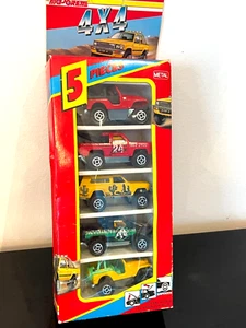 Majorette 1/64 Jeep Wagoneer CJ Cherokee Chevy Blazer Tow Truck Set 5 4x4 1/60 - Picture 1 of 3