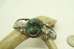 VINTAGE SOUTHWEST TURQUOISE CUFF BRACELET STERLING - Picture 1 of 8