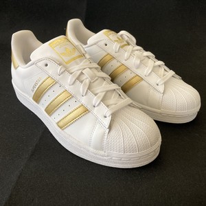 superstar adidas cinza