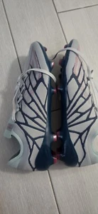 NUOVISSIMI tacchetti calcio Umbro Velocita Alchemist Pro FG Plain Air/Geranio/Blu - Foto 1 di 5