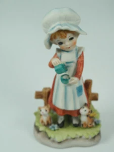 Lefton Girl in Bonnet pouring tea with cats Figurine Taiwan 5" Vintage 1970s - Picture 1 of 10