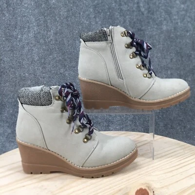 Maurices Boots Womens 10 M Claire Ankle Bootie Gray Faux Leather Lace Up Wedge - Image 1 of 4
